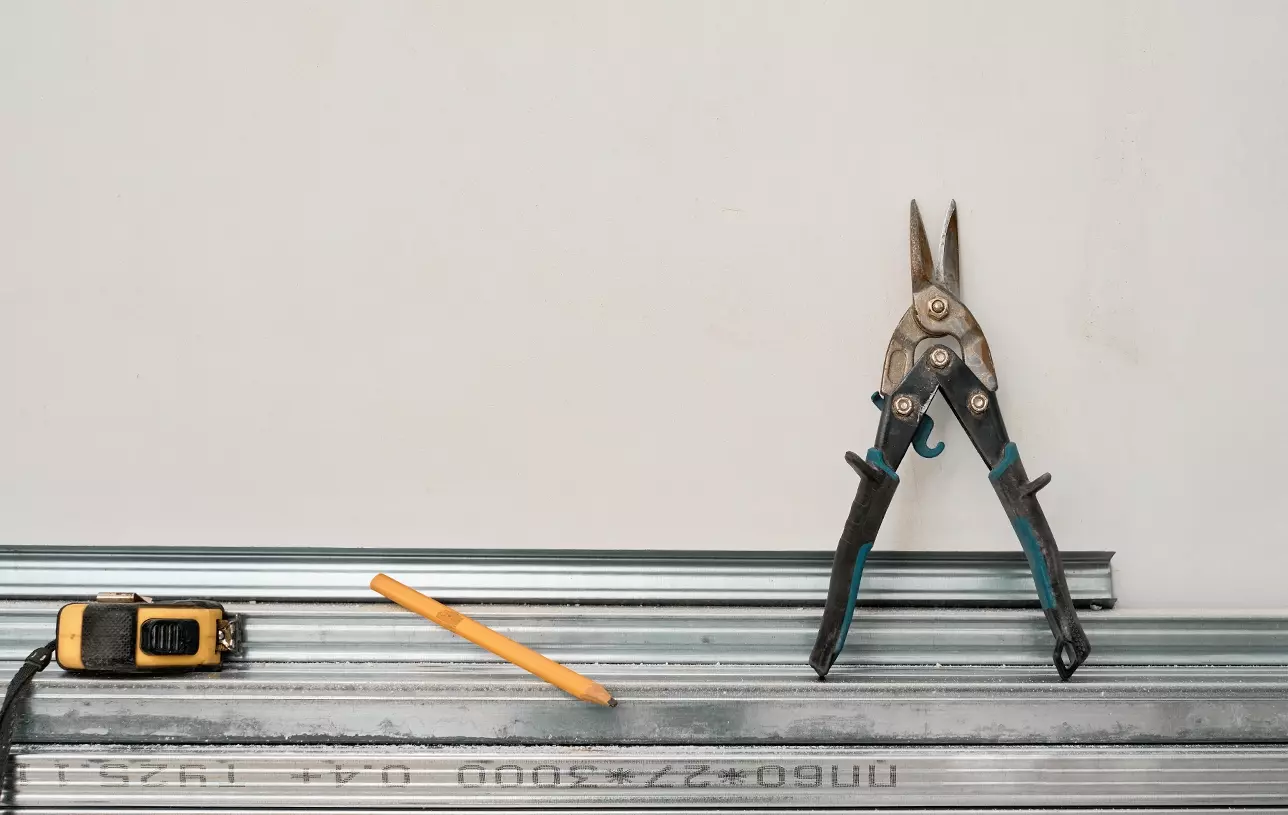 Mur en platre Pot de peinture